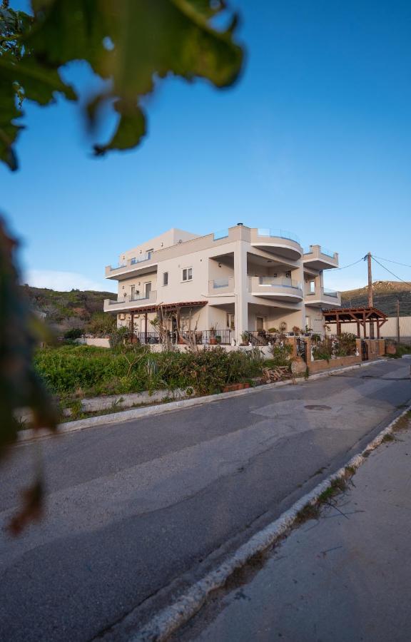Home Sweet Home - Big Balcony With Great View Kíssamos Exterior foto